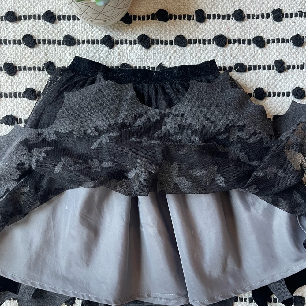 H&M Black Bat Tulle Skirt - Picture 4 of 5